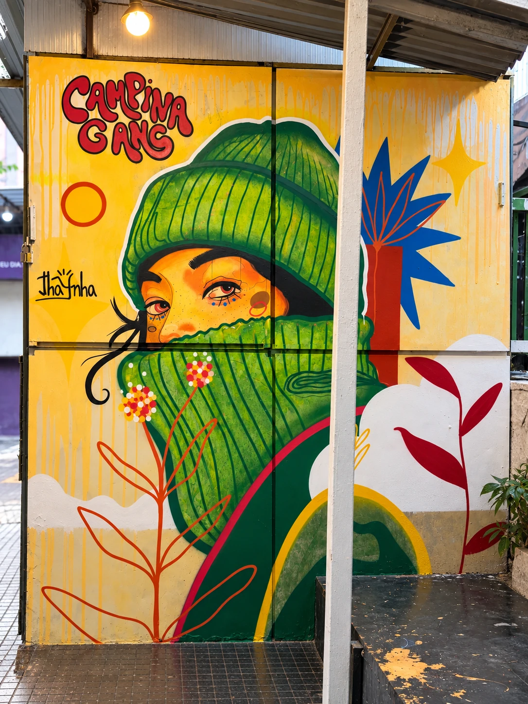 Arte e mural do Babilon Café